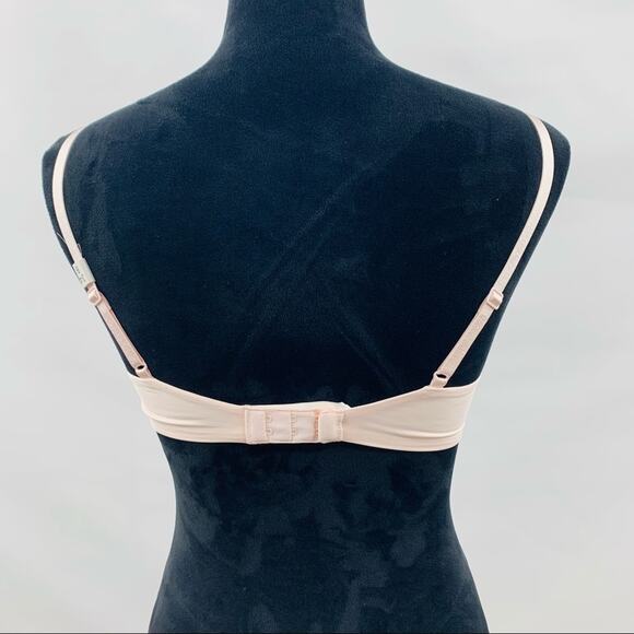 Calvin Klein Pink Lace Bra with Light Blue Thong - Picture 5 of 12